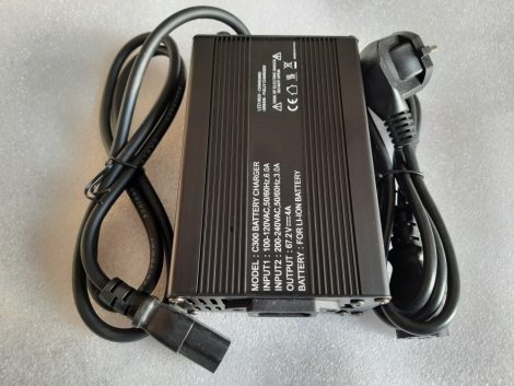 Citycoco akkumulátor gyors töltő 67Volt 4Amp